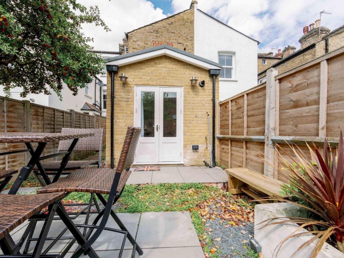 Pass The Keys Recently Renovated 1Br Flat With Private Garden In South London Apartment Exterior photo