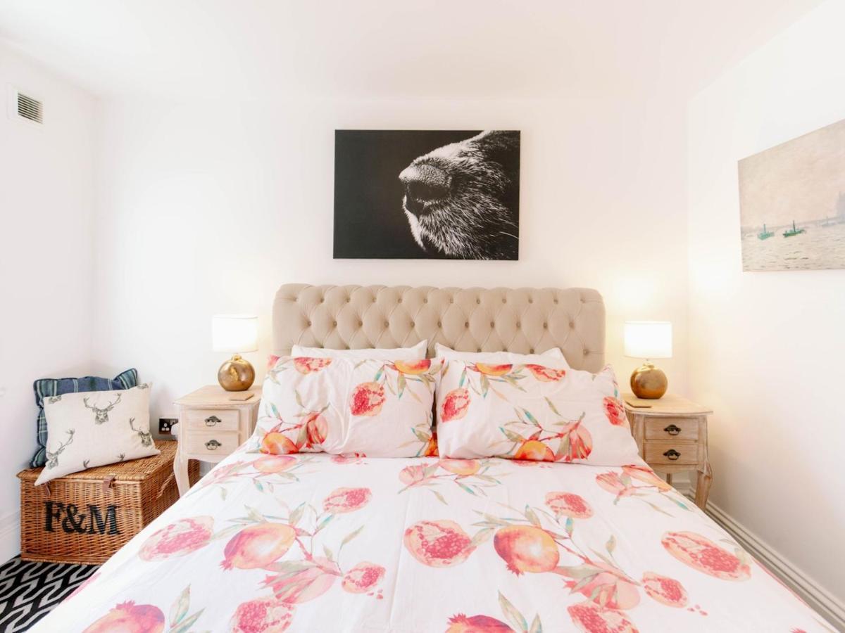 Pass The Keys Recently Renovated 1Br Flat With Private Garden In South London Apartment Exterior photo