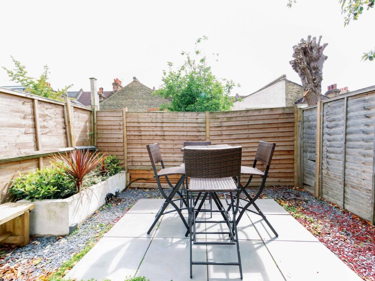 Pass The Keys Recently Renovated 1Br Flat With Private Garden In South London Apartment Exterior photo